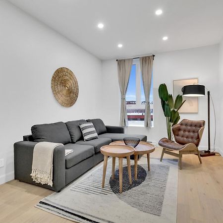Deluxe Suites Downtown Монреаль Екстер'єр фото