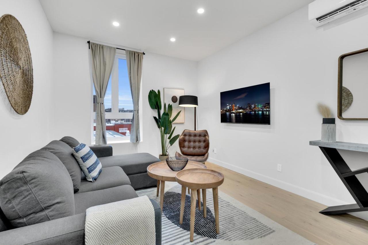 Deluxe Suites Downtown Монреаль Екстер'єр фото