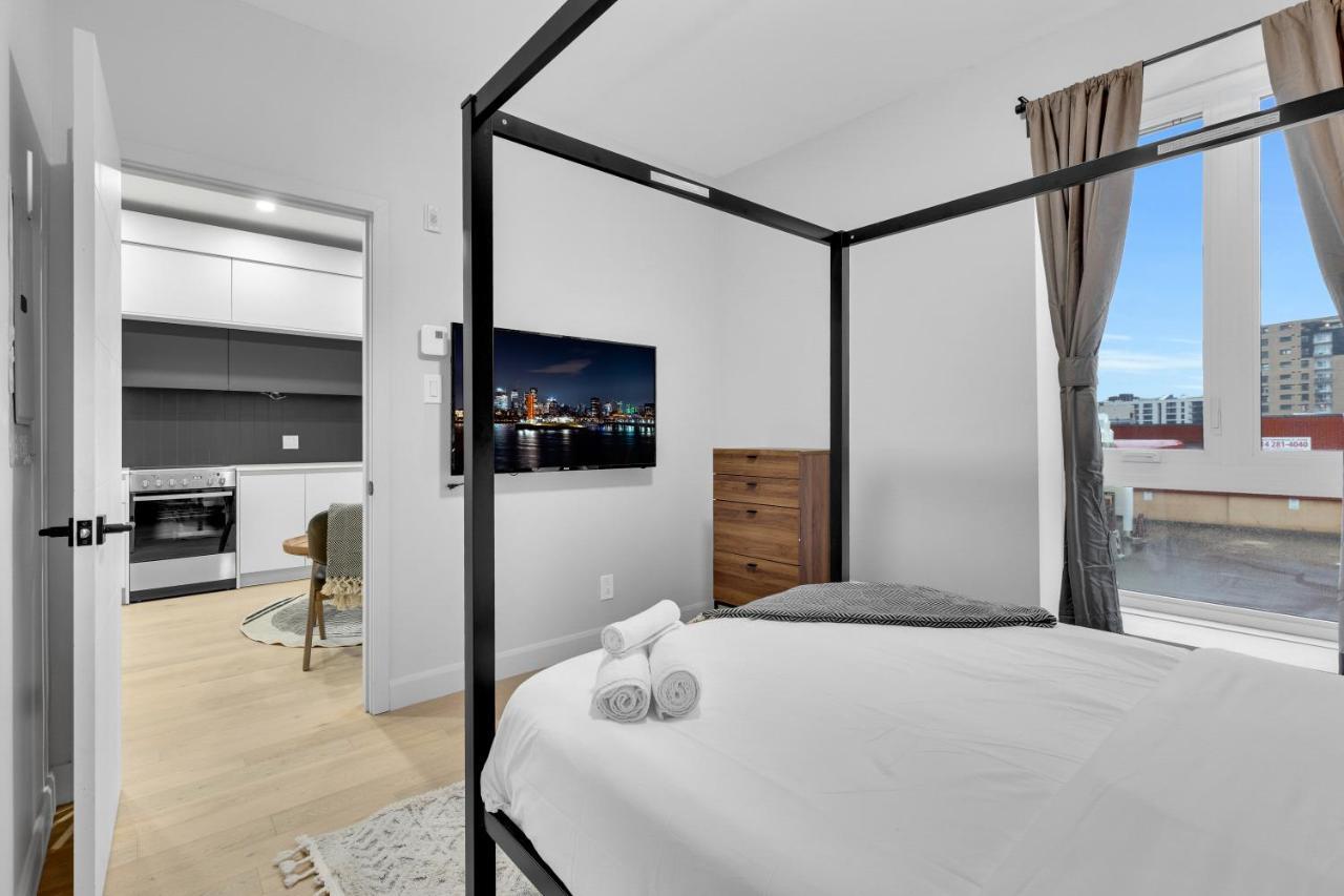 Deluxe Suites Downtown Монреаль Екстер'єр фото