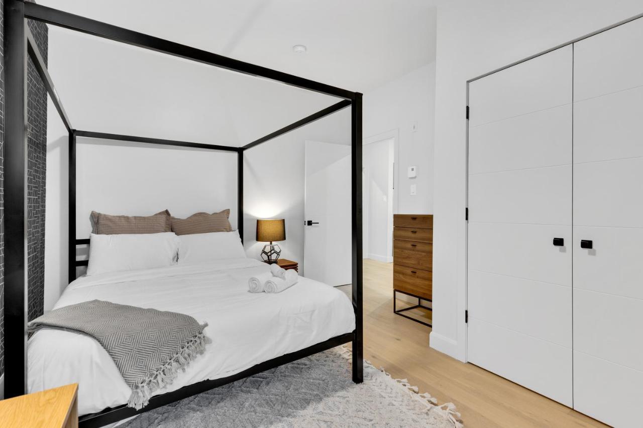 Deluxe Suites Downtown Монреаль Екстер'єр фото