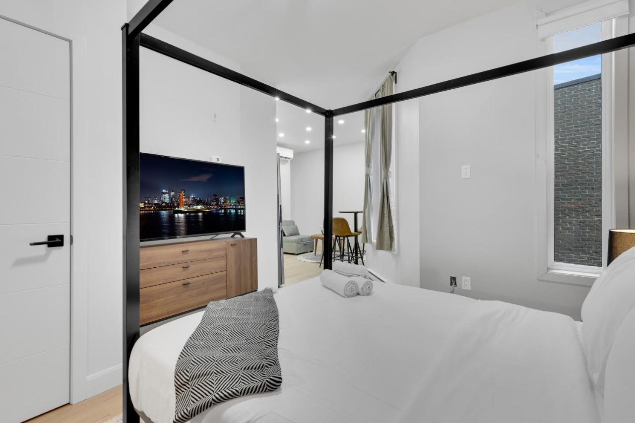 Deluxe Suites Downtown Монреаль Екстер'єр фото